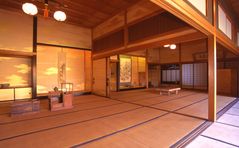 レトロ横丁商店街(旧ふれあい通り)