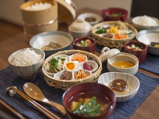 朝ごはんの宿 俵屋